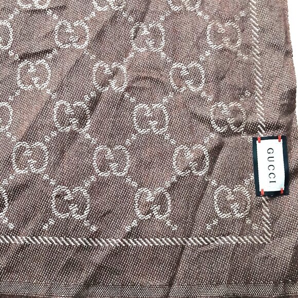 Gucci Brown & Taupe Reversible GG Logo Print Shawl Wrap Vintage Pre-Owned - Picture 5 of 7
